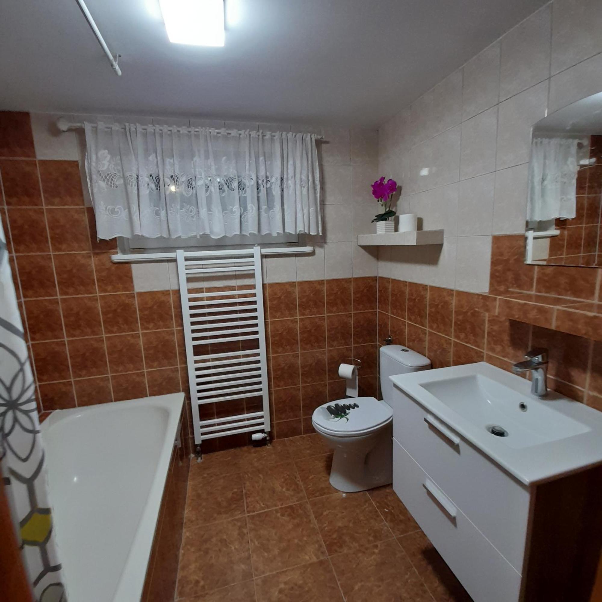 Grzybki Trzy Apartment Ilawa Ngoại thất bức ảnh